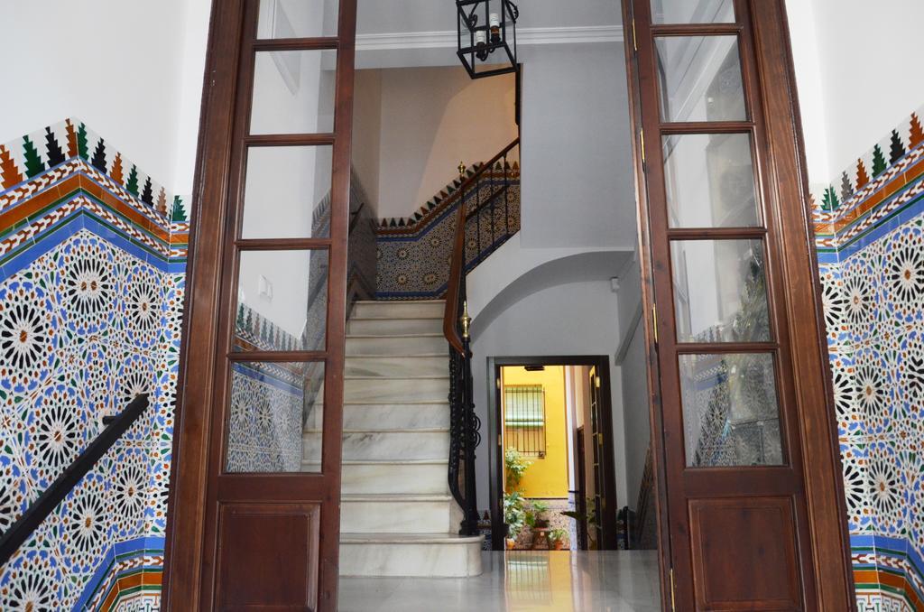 Apartamento San Jacinto Sevilla Bagian luar foto
