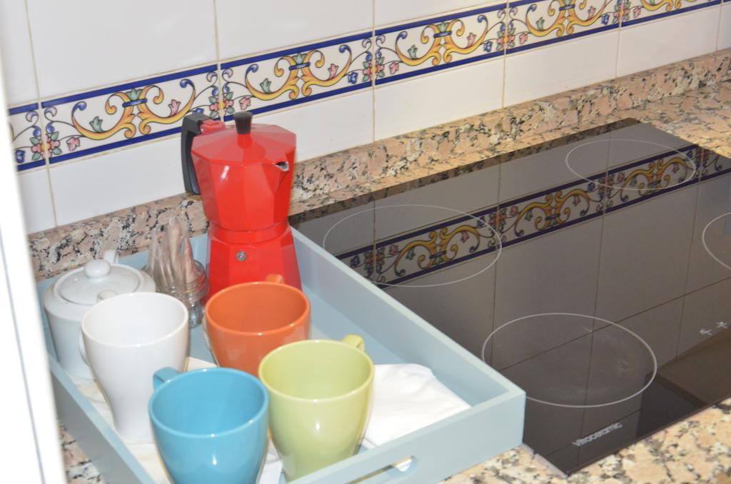 Apartamento San Jacinto Sevilla Bagian luar foto